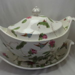 Large Spode lidded tureen on stand
