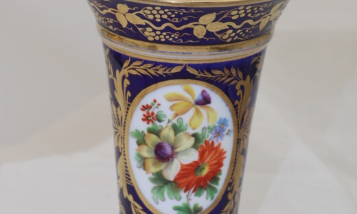 Georgian porcelain hand painted and gilded spill vase